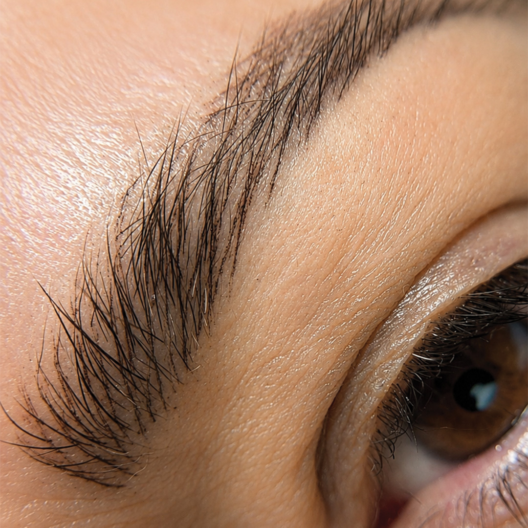 Trabajo micropigmentación cejas
